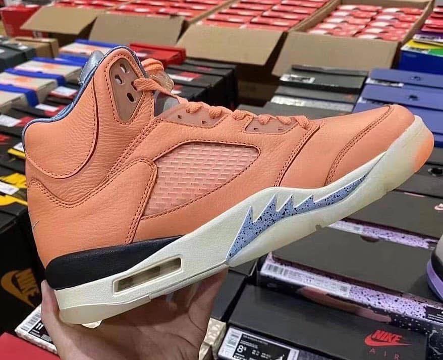 pallet of sneakers pallet of sneakers