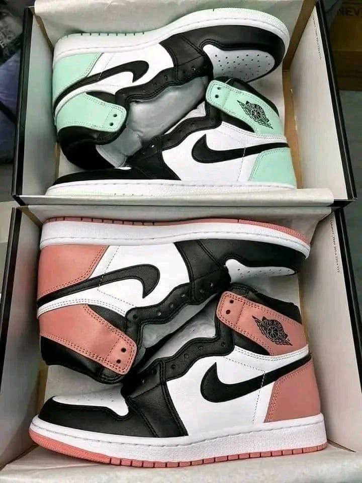 pallet of sneakers pallet of sneakers