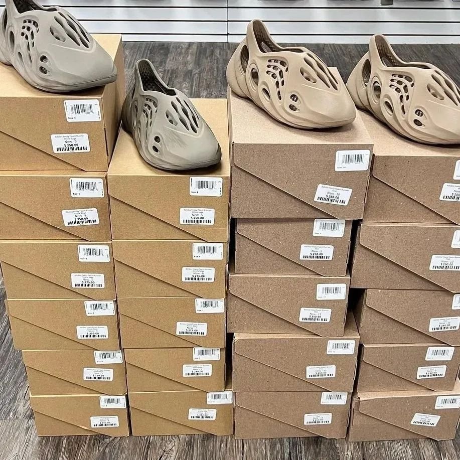 yeezy foam runners pallets yeezy foam runners pallets