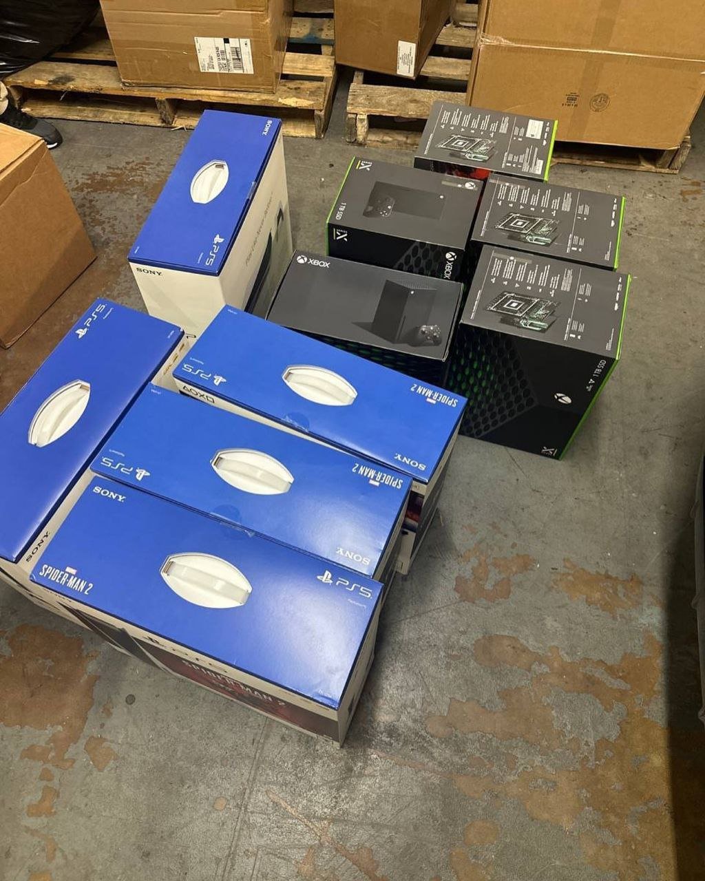 giant pallet of xbox & ps5 returns giant pallet of xbox & ps5 returns