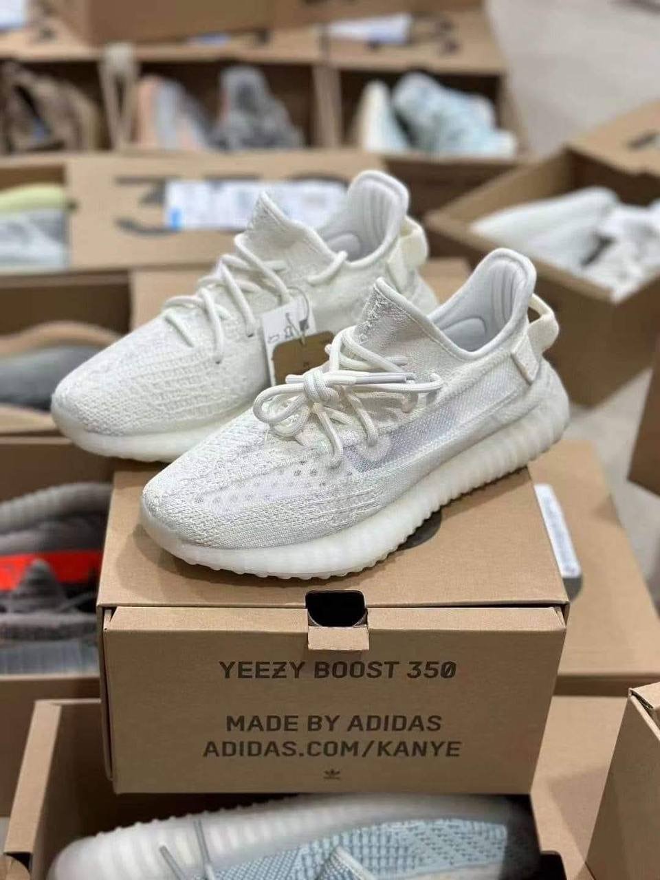 yeezy boost 350 v2 pallets yeezy boost 350 v2 pallets