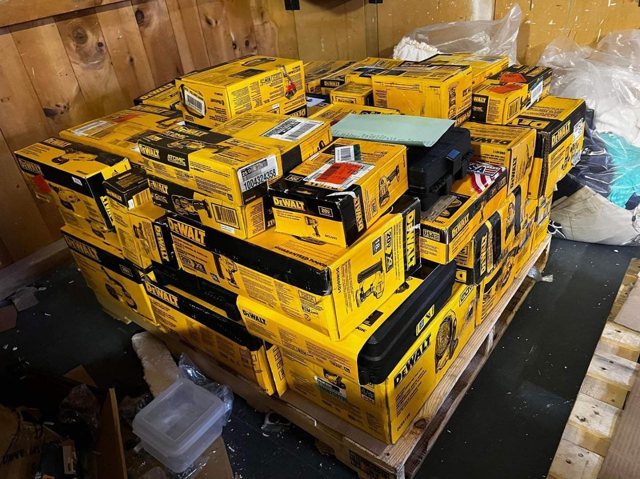 dewalt tool pallets bulk liquidation sales dewalt tool pallets bulk liquidation sales