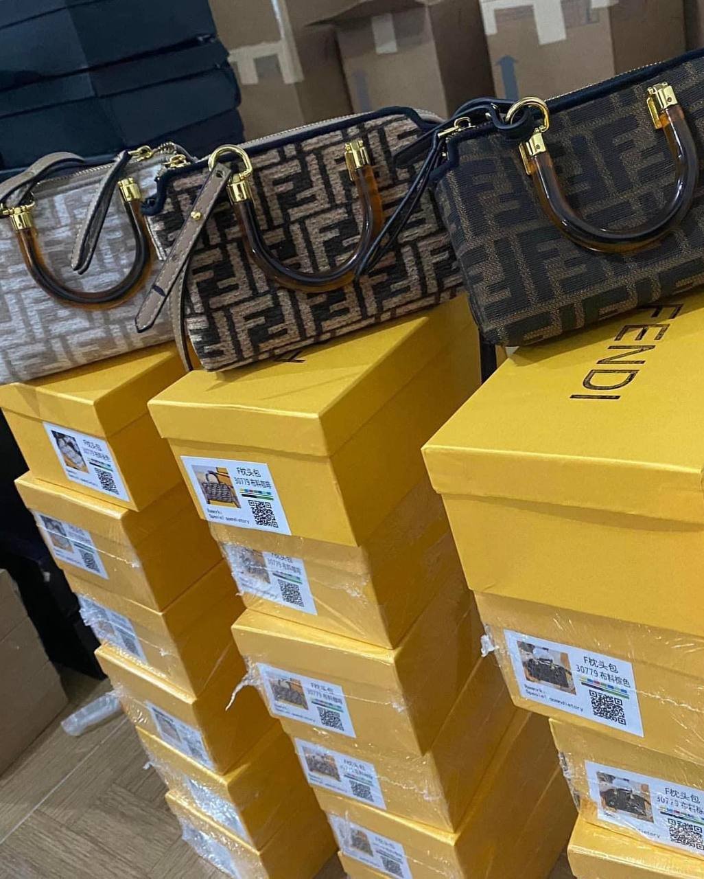 wholesale handbags pallet bulk liquidation sales wholesale handbags pallet bulk liquidation sales