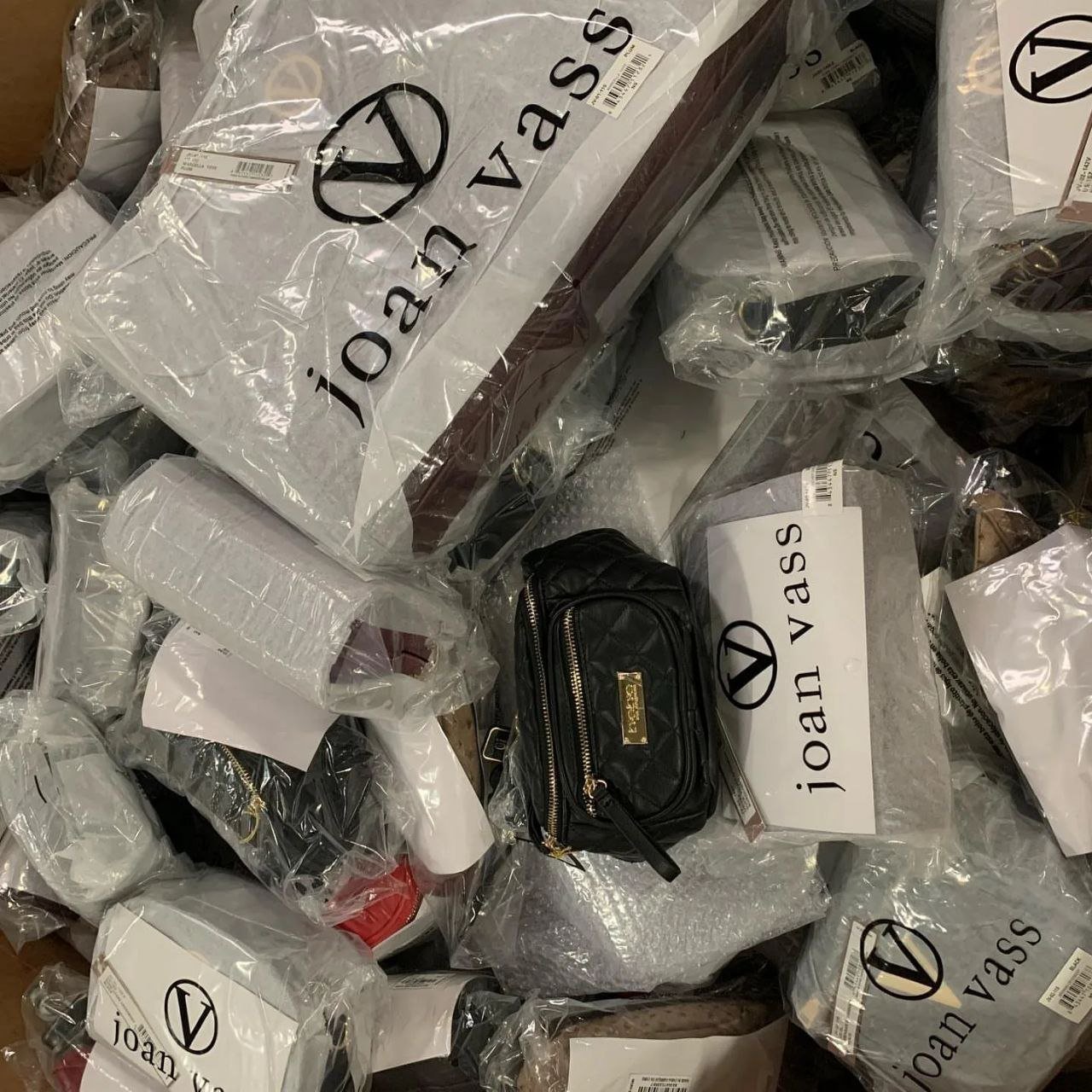 wholesale handbags pallet bulk liquidation sales wholesale handbags pallet bulk liquidation sales